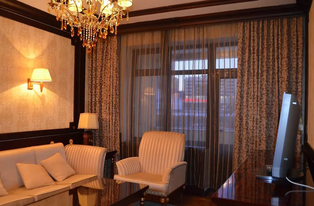 Astana Park Hotel 4*,